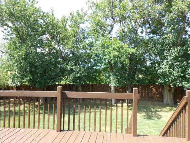 5142 E 49th St N, Bel Aire, KS 67220