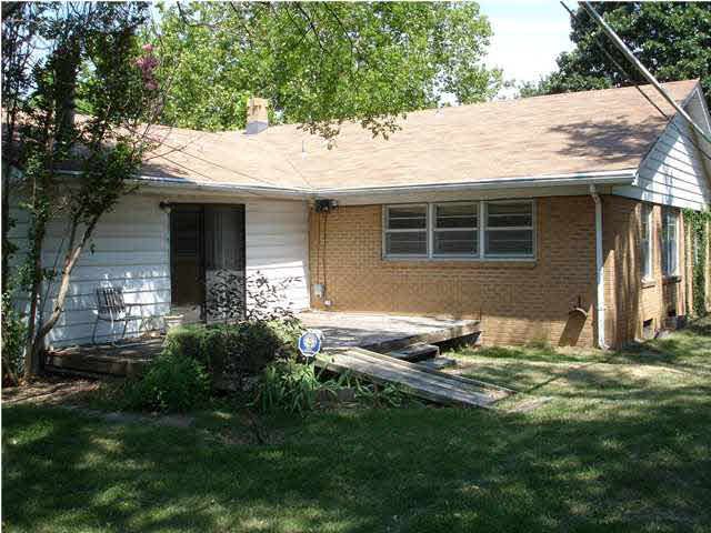 3517 E Clark St, Wichita, KS 67218
