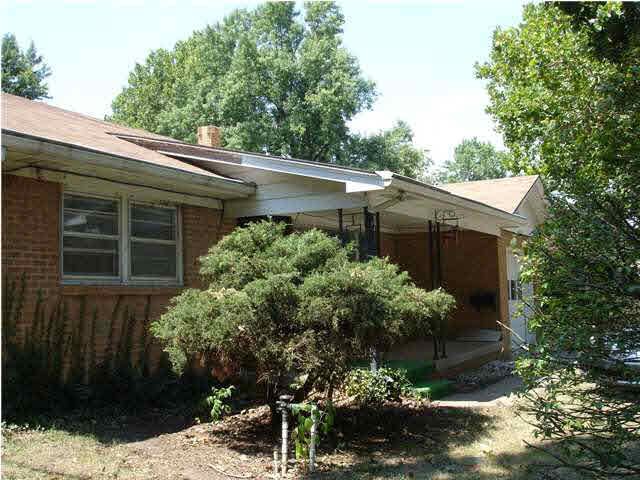 3517 E Clark St, Wichita, KS 67218