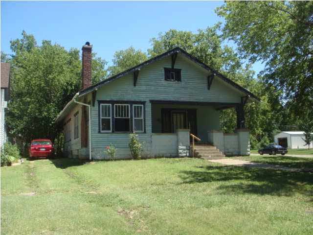 602 N Walnut St, Peabody, KS 66866