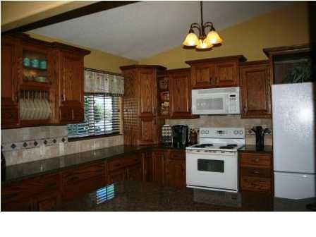 2517 S Denene, Wichita, KS 67215
