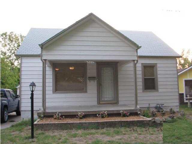 523 N Gordon, Wichita, KS 67213