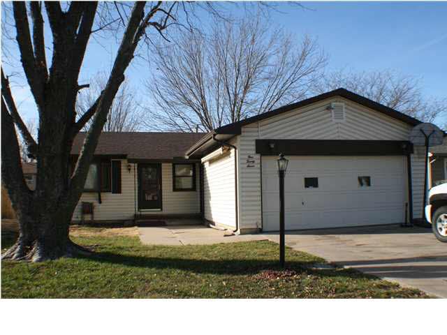 927 Alice, Augusta, KS 67010
