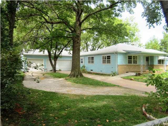 5445 N Saint Clair St, Wichita, KS 67204