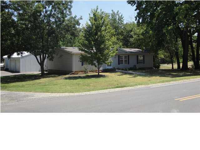 506 N Main, Leon, KS 67074