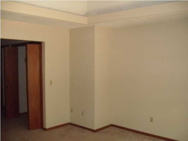 6849 E Mainsgate Rd, Wichita, KS 67226