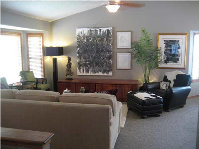 621 E Hedgewood Ct, Andover, KS 67002