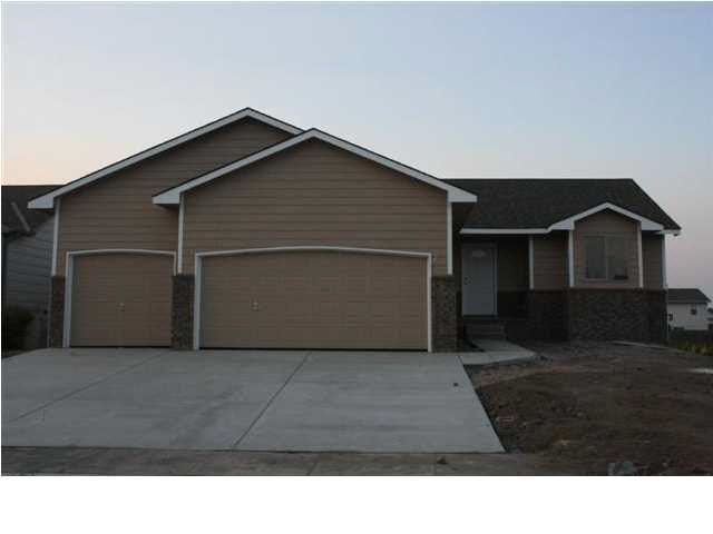 2808 W 44th, Wichita, KS 67217