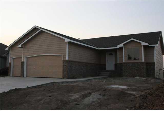 2808 W 44th, Wichita, KS 67217
