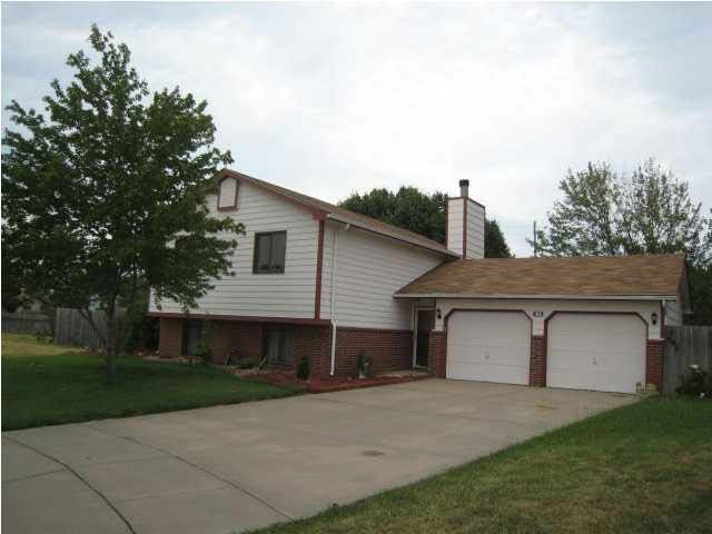 5633 E Croyden, Wichita, KS 67220