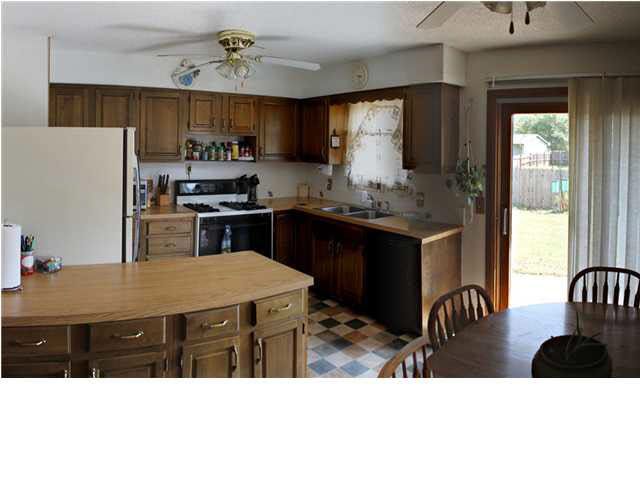 1719 E Denver St, Park City, KS 67219