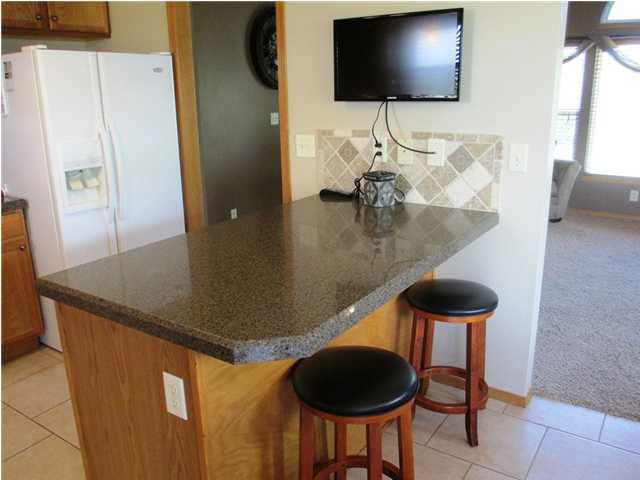 2322 S Leecrest, Wichita, KS 67209
