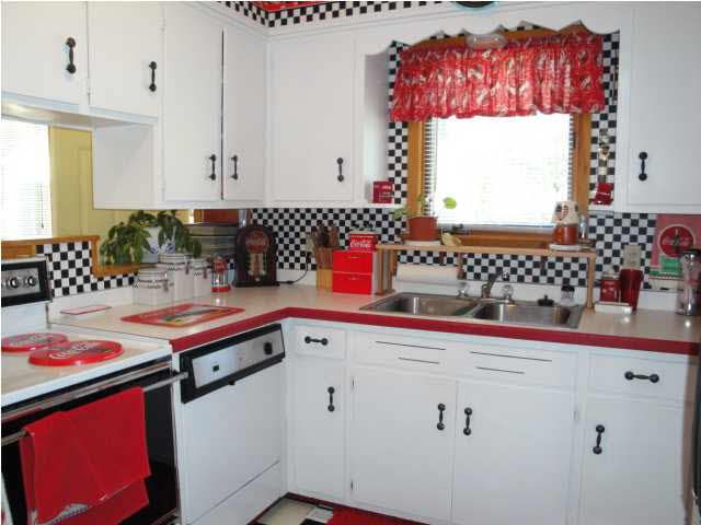 7420 W Freeman, Wichita, KS 67212