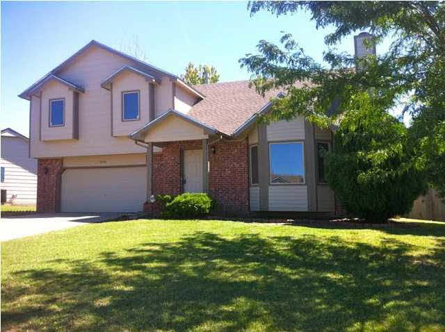 4528 N Eagle Lake, Bel Aire, KS 67220