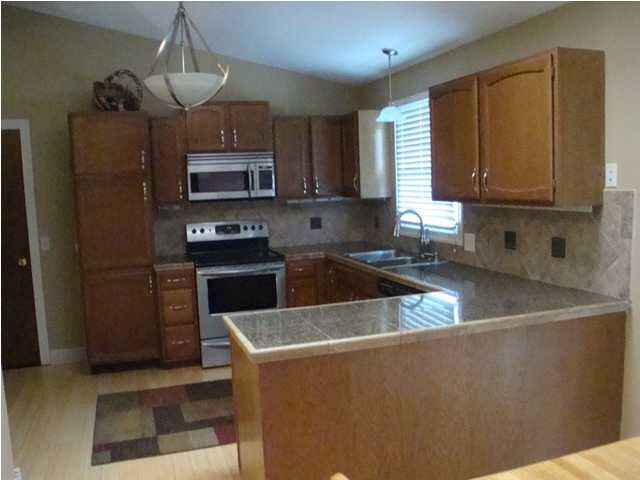 3 Son Ct, Valley Center, KS 67147