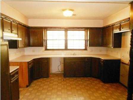 600 N Willow Dr, Derby, KS 67037