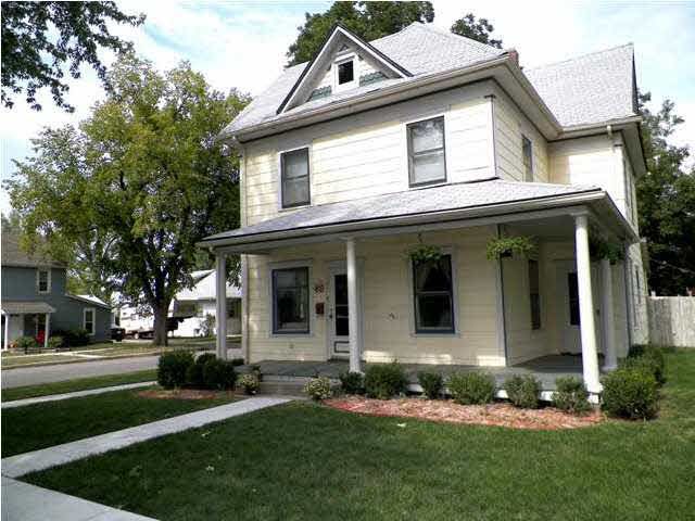 200 E 2nd, Newton, KS 67114