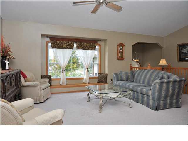 592 N Creek Trl, Kechi, KS 67067