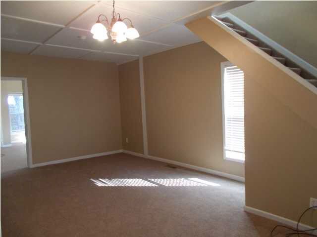 1006 E 10th, Winfield, KS 67156