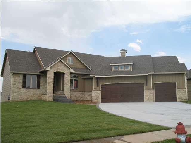 3911 N Goldenrod, Maize, KS 67101