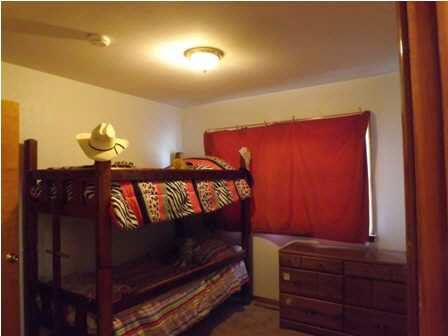 1614 E 10th, Newton, KS 67114
