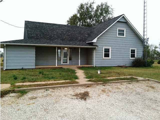 617 NE 140 Rd, Harper, KS 67058