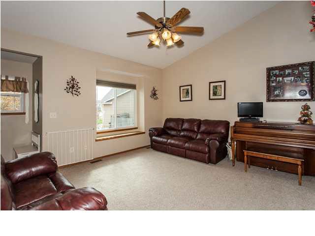114 E Creekstone St, Mulvane, KS 67110