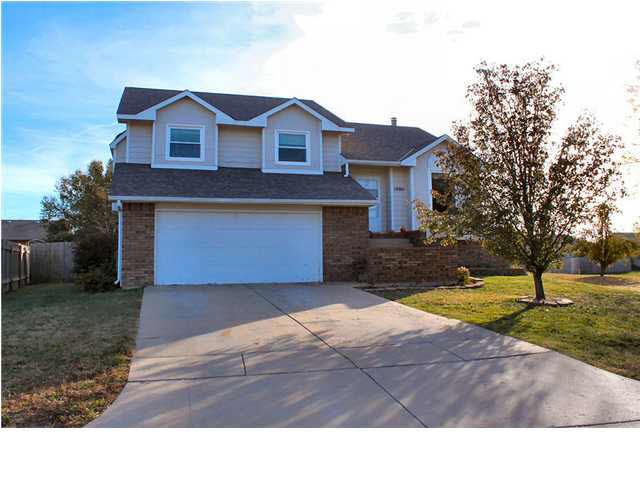 10011 E Countryside, Wichita, KS 67216