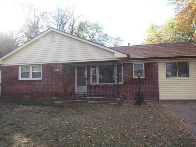 207 E Filmore, Mulvane, KS 67110