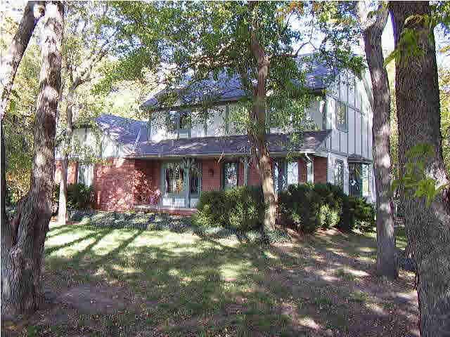 806 S West Rd, Newton, KS 67114