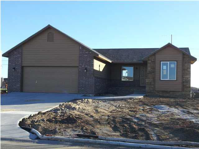 1602 N Decker, Wichita, KS 67235