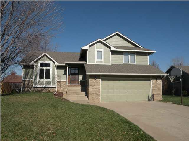 124 E Buckthorn, Derby, KS 67037