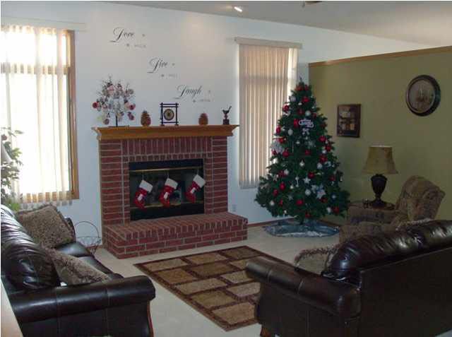 2002 S Hedgecliff, Wichita, KS 67207
