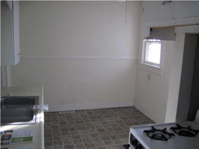 1616 E Morris St, Wichita, KS 67211