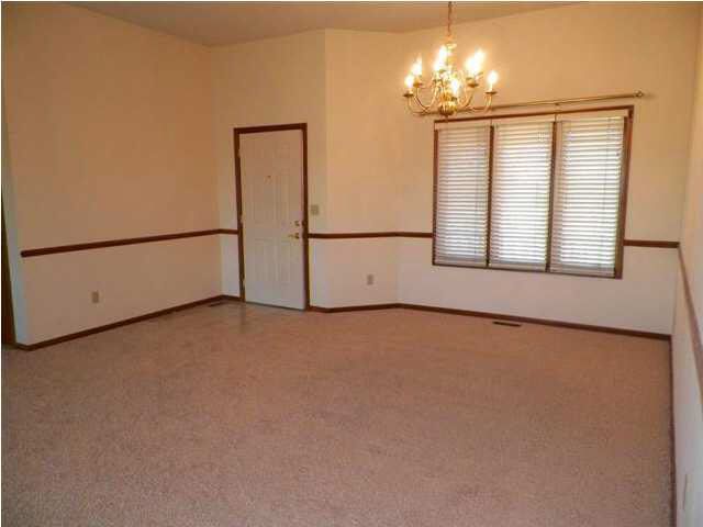 535 S Quail Ct, Newton, KS 67114