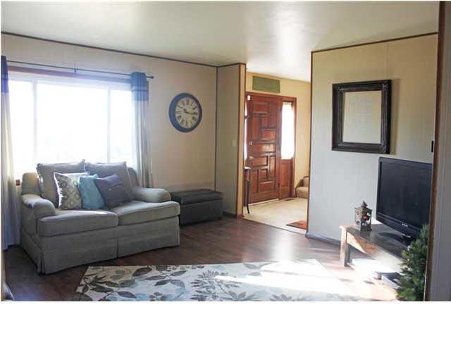 2 Ridgeway, Rose Hill, KS 67133
