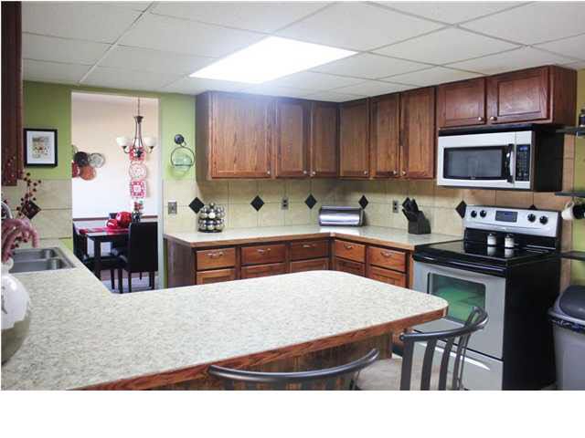 2 Ridgeway, Rose Hill, KS 67133