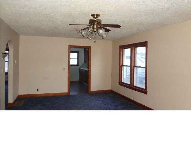 108 S Birch, Hillsboro, KS 67063