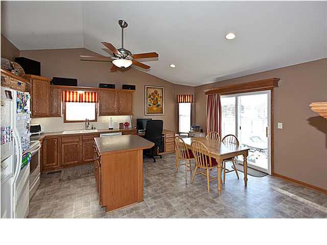 313 E Stone Path St, Derby, KS 67037