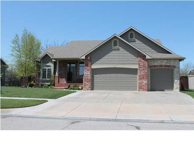 901 N Bel Arbor, Derby, KS 67037
