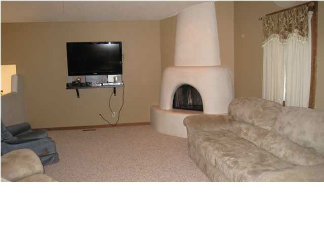 512 E Pecan, Derby, KS 67037