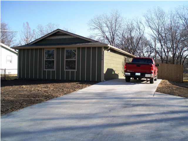 518 S Boxelder, Mulvane, KS 67110