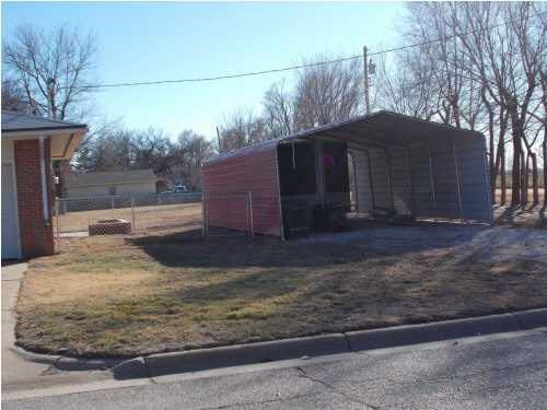 405 College, Harper, KS 67058