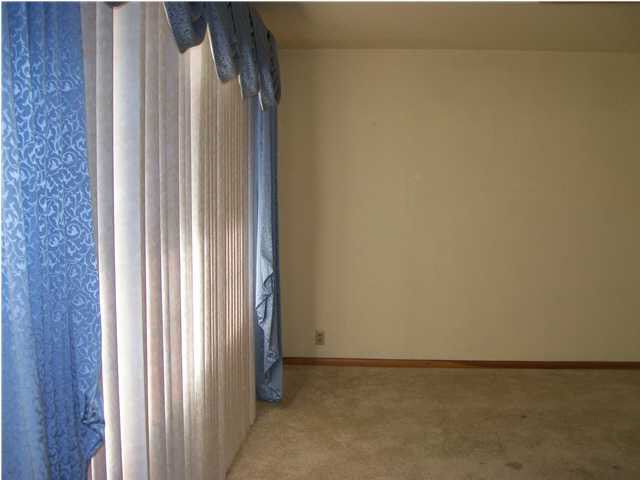 716 W 9th, Newton, KS 67114