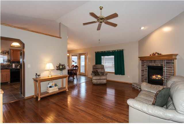 1019 E Pembrook, Derby, KS 67037