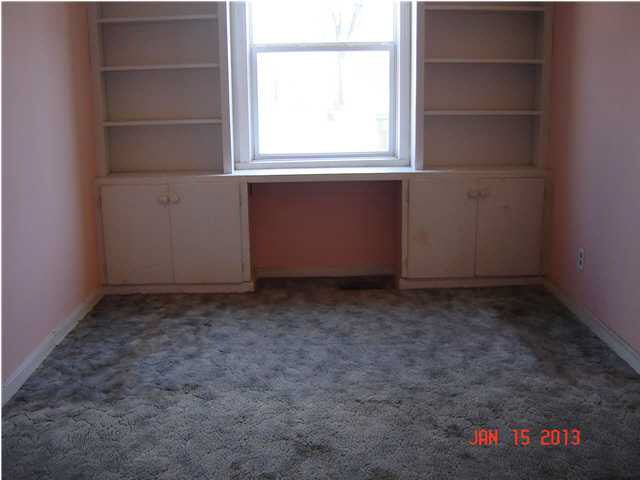 513 N Luella Ave, Mulvane, KS 67110