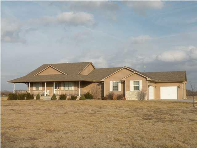 10840 N Hillside, Valley Center, KS 67147