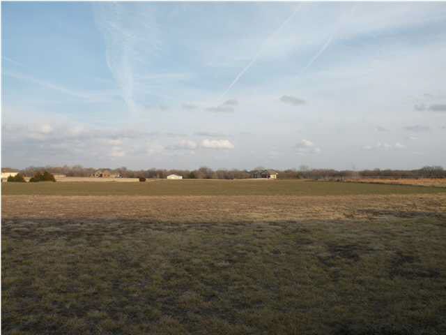 10840 N Hillside, Valley Center, KS 67147