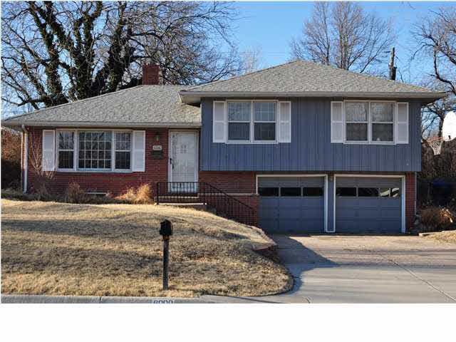 6000 E Memphis St, Bel Aire, KS 67220