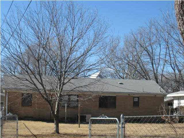 1805 N B St, Wellington, KS 67152